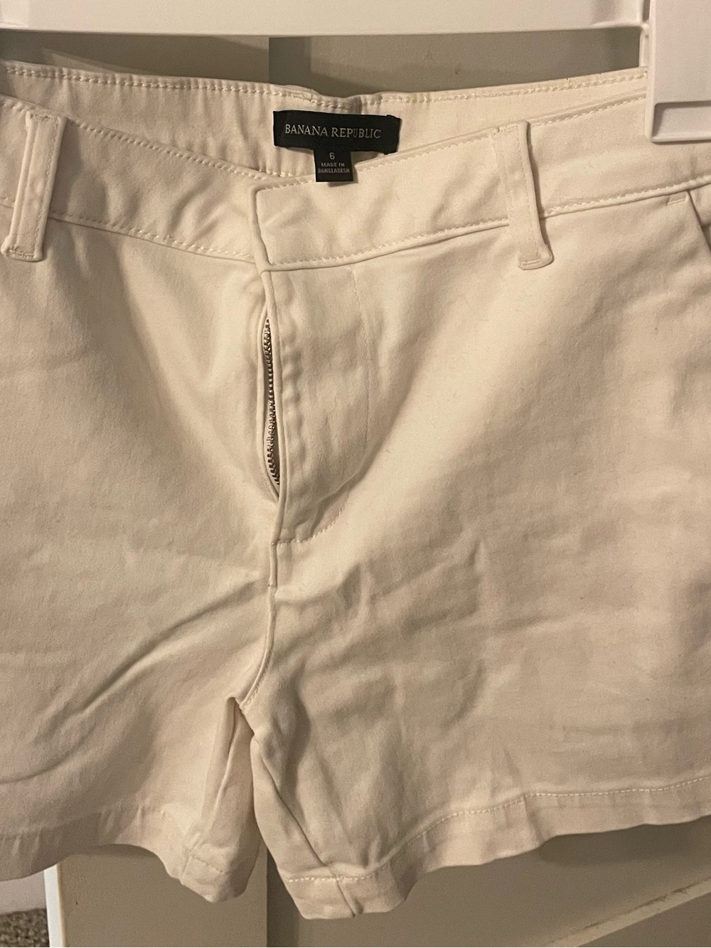 Banana Republic Creamy White Cotton Shorts